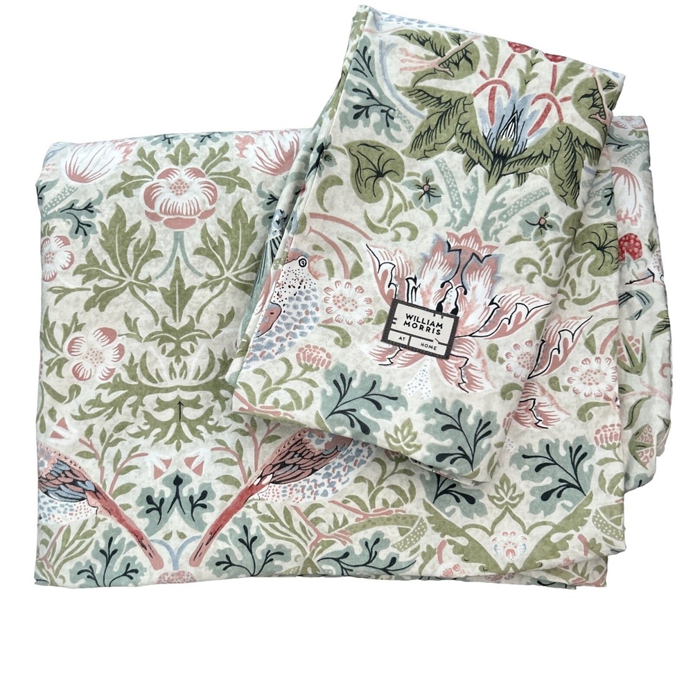 William Morris Queen Duvet Cover in "Strawberry Thief" Cotton Cottagecore Floral